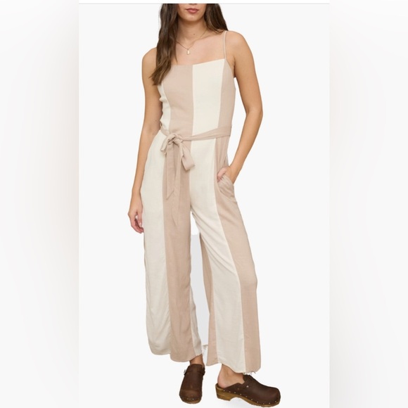 Blu Pepper Colorblock Wide Leg Jumpsuit - Picture 1 of 3